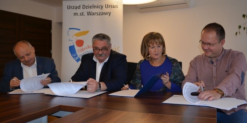 Podpisanie umowy na budowę Placu Zabaw dla Dorosłych w Ursusie