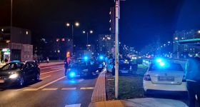 Rozbita zorganizowana grupa przestępcza: zatrzymano ośmiu mężczyzn podejrzanych o kradzieże samochodów w całej Polsce