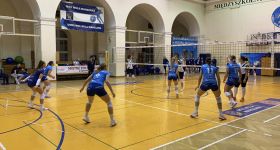 Liderki za mocne. Trzy punkty pojechały do Kobyłki