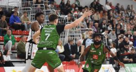 Zieloni Kanonierzy z pewną wygraną z Miastem Szkła Krosno