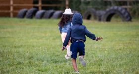 Wykład on-line: „Wspieranie zrównoważonego rozwoju dziecka. Z neurobiologią w tle” już 8 grudnia