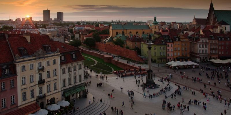 Warszawa objęta żółtą strefą ostrzegawczą