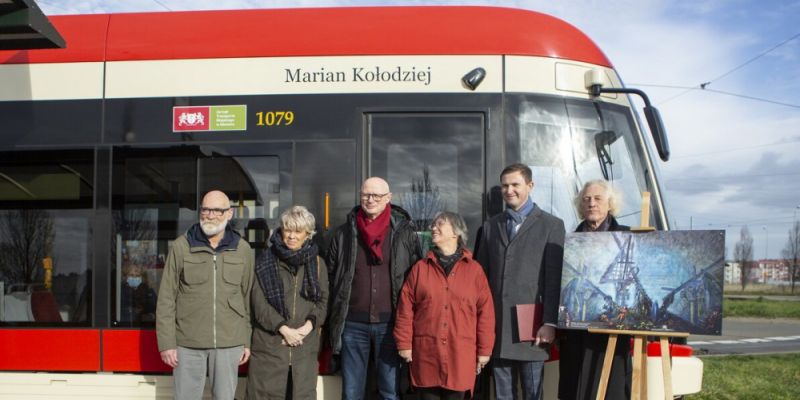 Tramwaj i wystawa w setną rocznicę urodzin