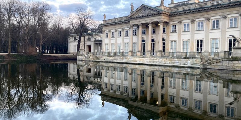 Warszawa, która jest jak ciepły, letni deszcz