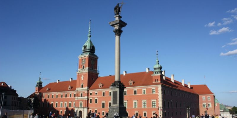 W ogrodach Zamku Królewskiego odkryto tunel
