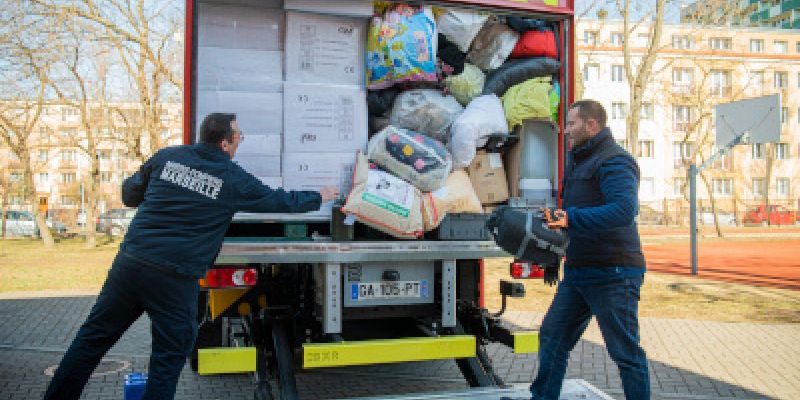 Dary dla Ukrainy – ponad 100 kursów z Warszawy do Medyki