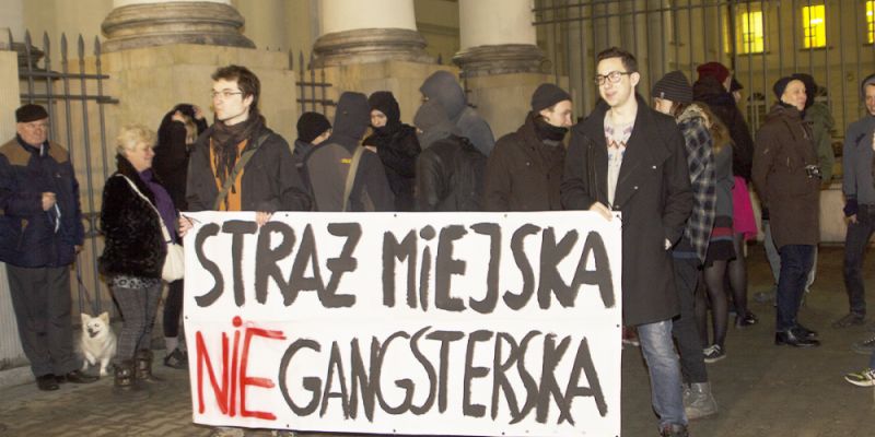 Młodzież Warszawska protestowała przeciwko Straży Miejskiej