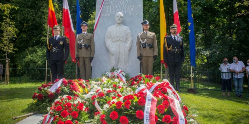 Pomnik „Agatona" odsłonięty