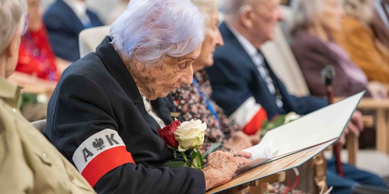 „To miejsce dla mnie” – o wolontariacie w Domu Powstańców Warszawskich