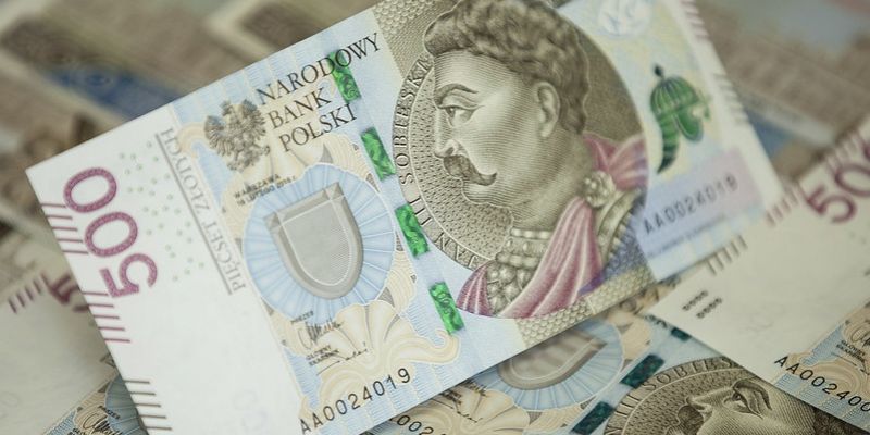 Stołeczni radni pytają premiera o pieniądze na program Rodzina 500+
