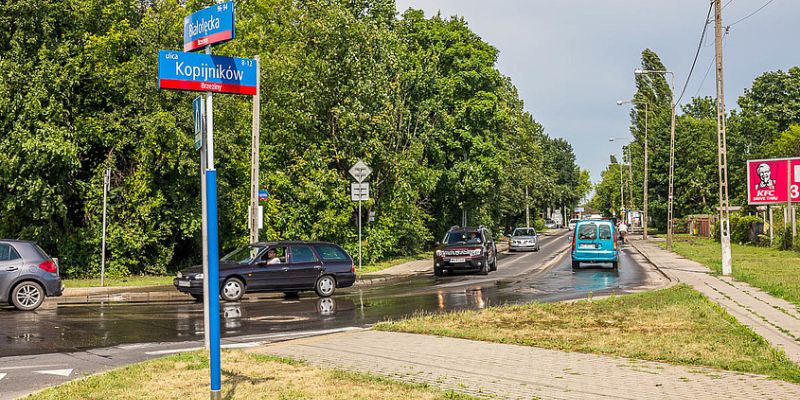 Nowe oblicze ulicy Białołęckiej: Wielka przebudowa i zmiany w organizacji ruchu