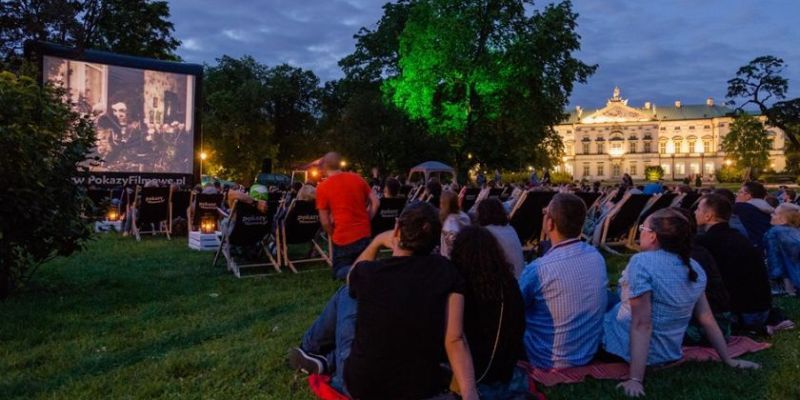 Filmowa Stolica Lata – weekend z kinem pod gwiazdami w Warszawie