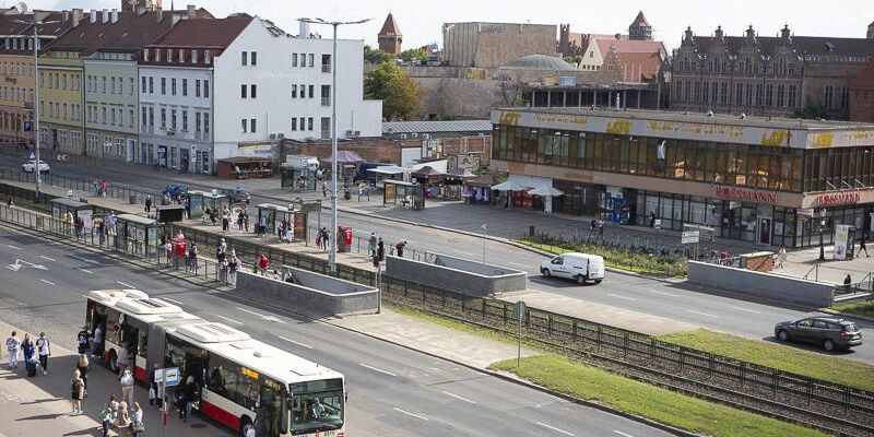 Budowa przejścia naziemnego. Zmiany w organizacji ruchu w okolicy Bramy Wyżynnej