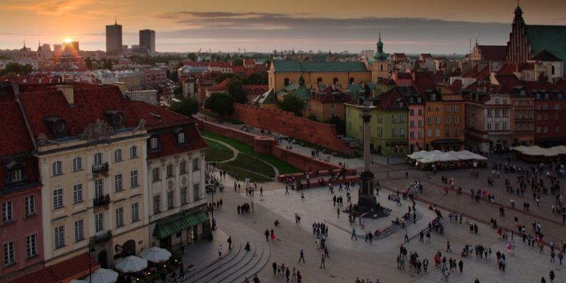 Tajemnice Starego Miasta błagają o odkrycie!