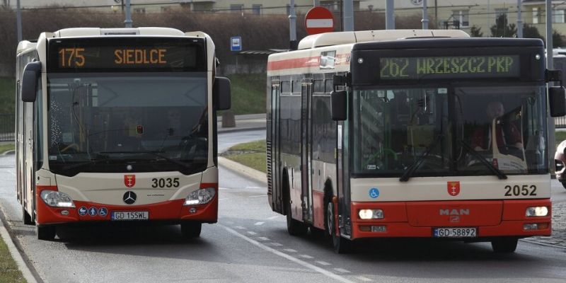 Komunikacja miejska w okresie świąteczno–noworocznym