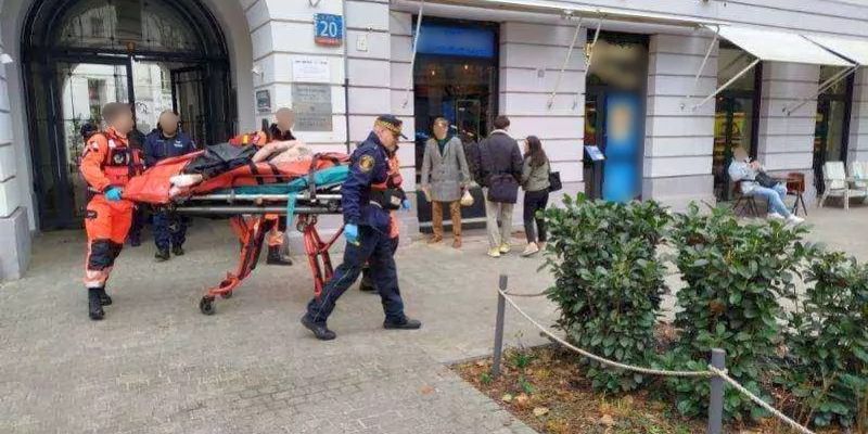 Z okna wyrzucał meble i sprzęt AGD