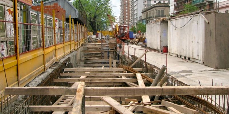 Metro wkracza na Targówek. Wmurowano nietypowy kamień węgielny