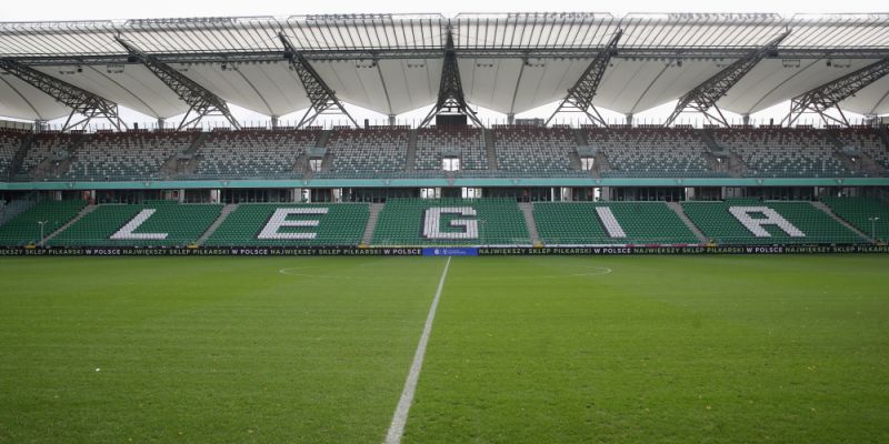 Pechowy remis Legii. „Dzisiaj piłka nożna zeszła na drugi plan”