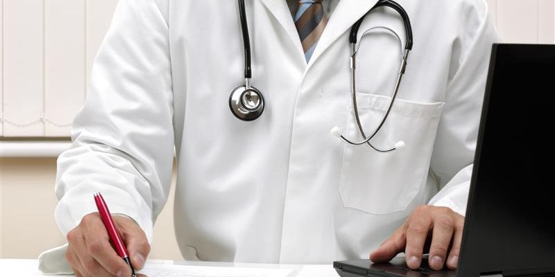 Nocna i świąteczna pomoc lekarska w Warszawie. Gdzie szukać pomocy, gdy przychodnia jest zamknięta?