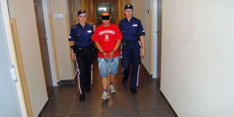PODEJRZANY O ATAK NOŻEM ZATRZYMANY