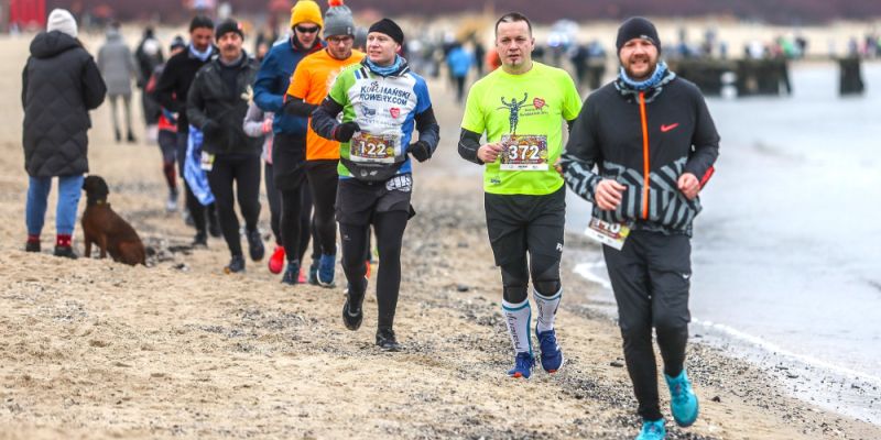 Cykl „Sopocki Bieg po Plaży”. Trzy odsłony zimowej imprezy biegowej