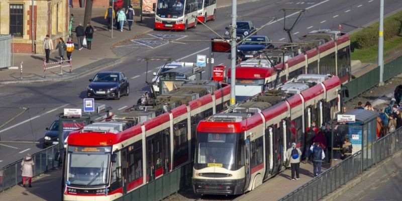 Komunikacja miejska w czasie weekendu majowego i linie sezonowe