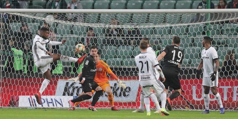 Legia - Hernandez 0:2