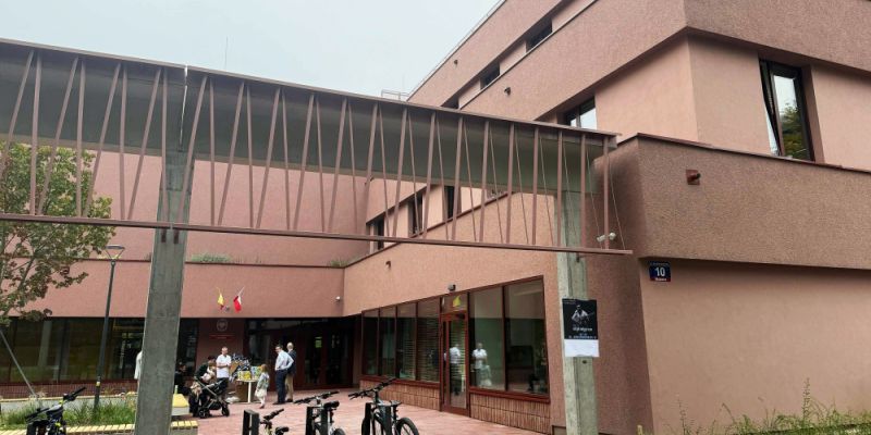 Innowacyjna szkoła na Mokotowie otwarta. Przełomowa inwestycja na 38 milionów złotych