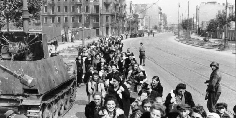 Fundacja chce przyznania nagrody m. st. Warszawy wszystkim żyjącym Powstańcom Warszawskim