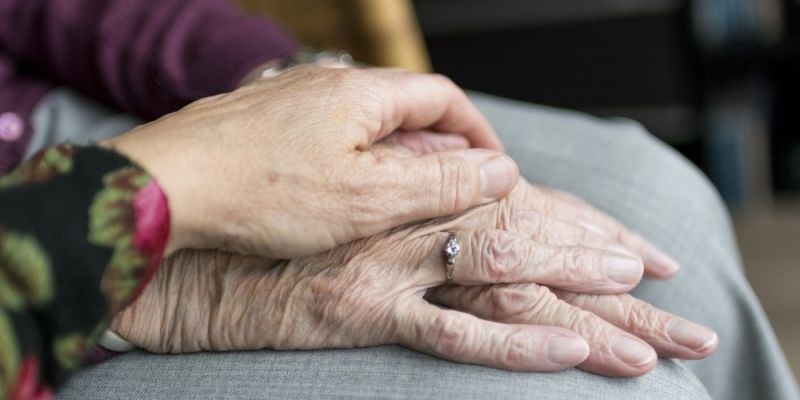 Podaruj Wigilię Samotnym Seniorom