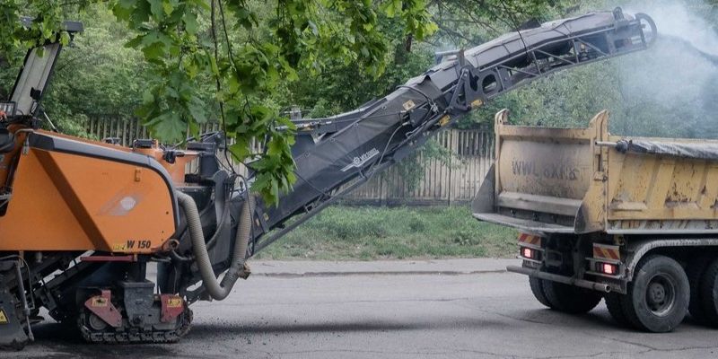 Remonty na Bielanach: Ulica Improwizacji i Heroldów w nowej odsłonie