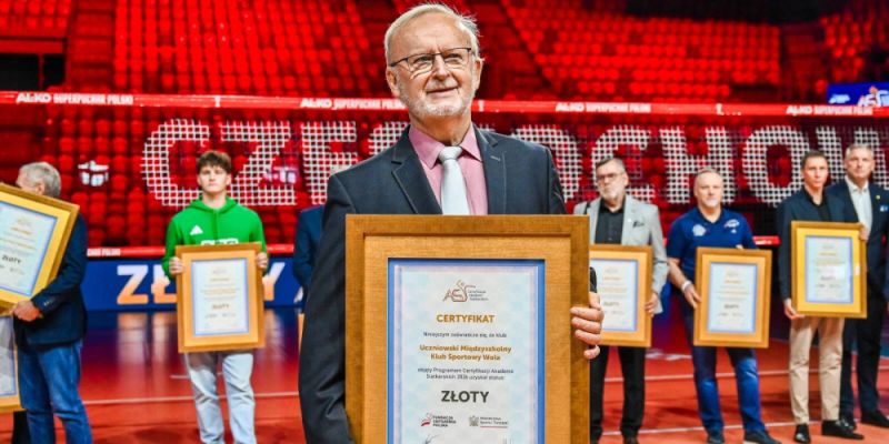 UMKS MOS Wola Warszawa wśród najlepszych akademii siatkarskich w Polsce