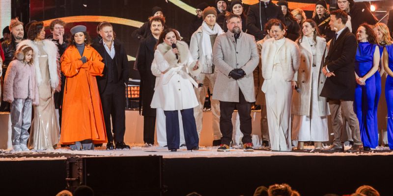 Gdynia świętowała 100. urodziny. Parada, widowisko i koncert gwiazd porwały mieszkańców