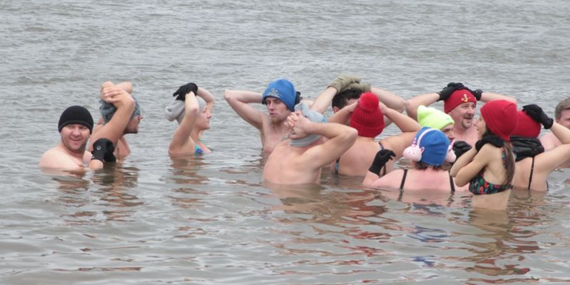 Wielki finał morsowej szkółki pływania Cztery Pory Wisły