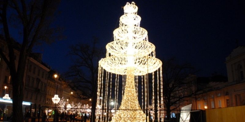 Świąteczna iluminacja na ulicach Warszawy