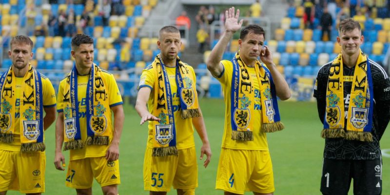 Arka Gdynia bez wygranej w tej rundzie  na swoim stadionie.