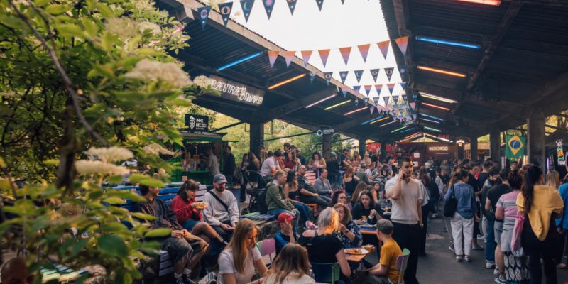 Startuje Nocny Market: Kulinarna podróż po świecie na peronach Warszawy Głównej