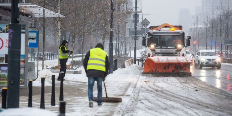 Stolica gotowa na zimę: ZOM uruchamia całodobowy monitoring ulic