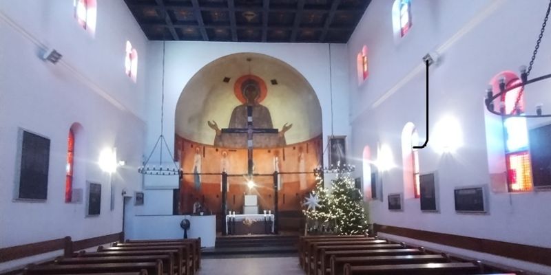 Witraże Jerzego Nowosielskiego w Wesołej zostały odnowione dzięki wsparciu miasta