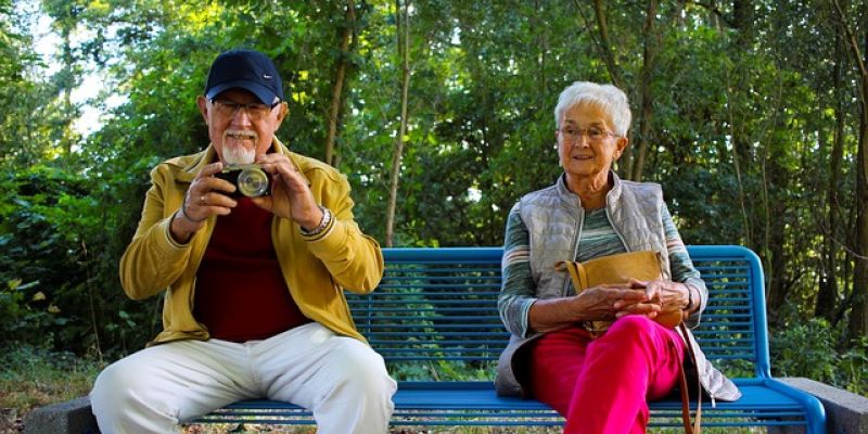 Zapytano seniorów, jak żyje się im w Warszawie
