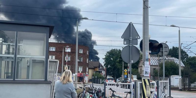 Pożar fabryki fajerwerek w powiecie wołomińskim