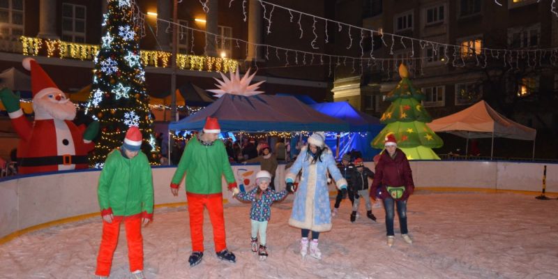 Iluminacja wolskiej choinki