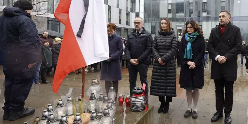 Uczczenie pamięci ofiar w Pradze