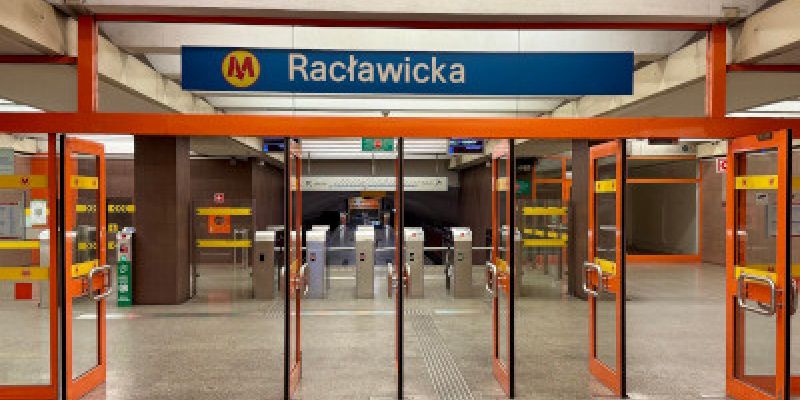 Stacja Racławicka otwarta