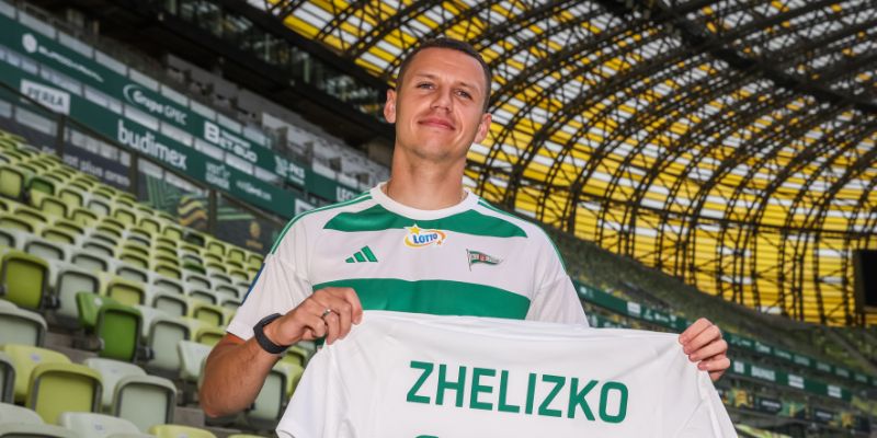 Ivan Zhelizko na dłużej w Lechii