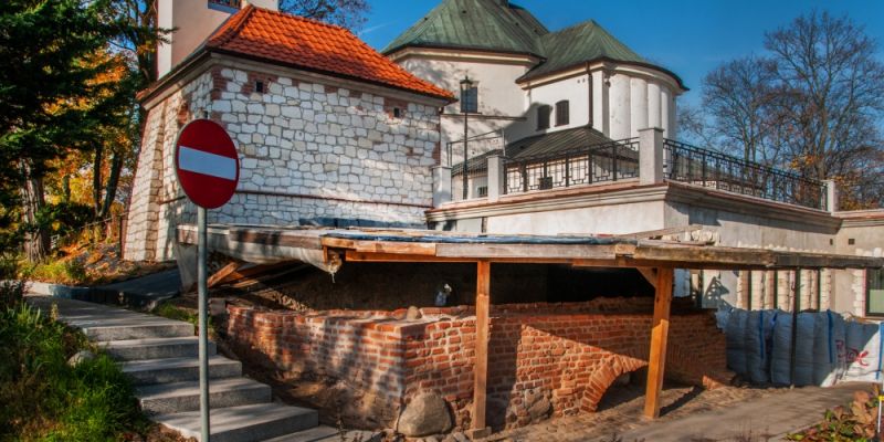 Odkrycie przy kościele Matki Bożej Królowej Polski