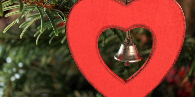 Świąteczne zawieszki znów będą do wzięcia - miasto rozda 18 tysięcy ozdób