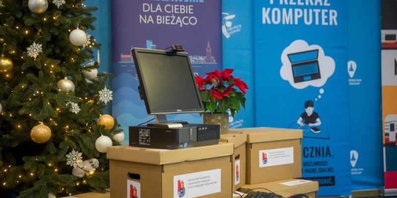 60 komputerów dla uczniów z Targówka