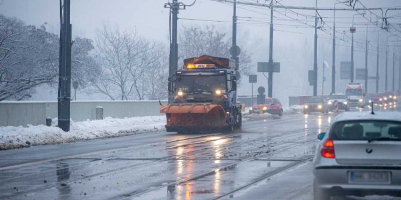 Uwaga kierowcy! Trudne warunki drogowe na trasie S7