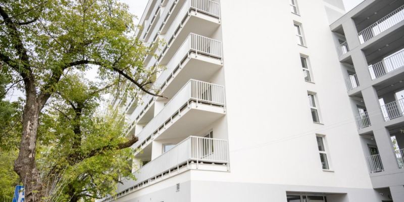 Warszawa rozszerza listę zawodów uprzywilejowanych przy najmie mieszkań komunalnych